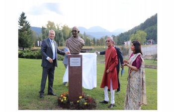 Unveiling Gandhi & Tagore bust in Milici, Bosnia-Herzegovina on 4 September 2018